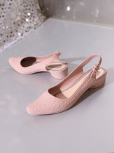 Women Letter Graphic Point Toe Pumps Fashion Pink Slingback Pumps